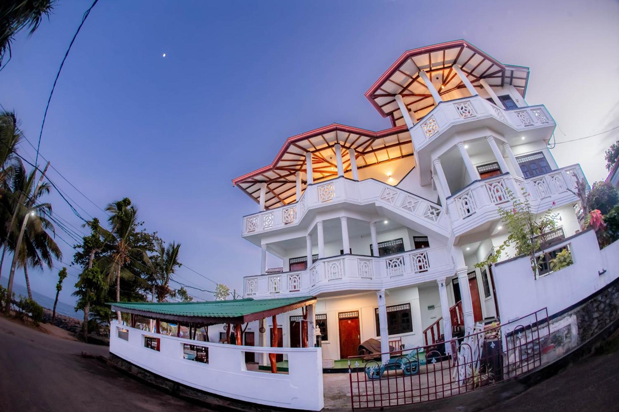 Grand Ocean Resort Tangalle Bagian luar foto