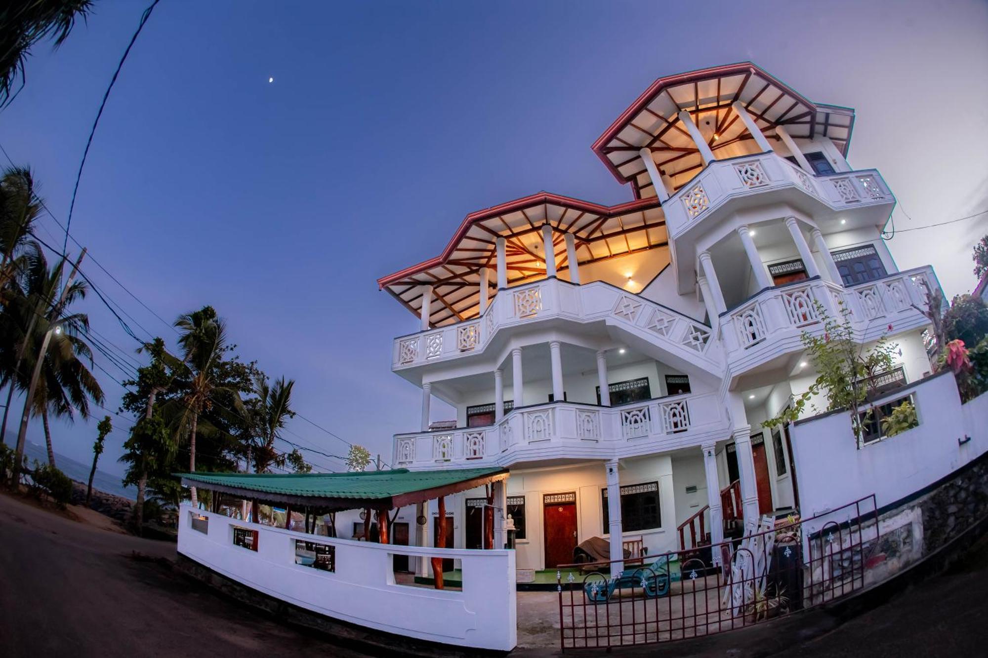 Grand Ocean Resort Tangalle Bagian luar foto